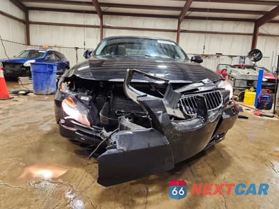 Piąte zdjęcie samochodu w środku: 2006 BMW 325 XI VIN:WBAVD13596KV12907 - miniatura