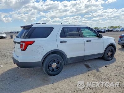 Trzecie zdjęcie samochodu z tyłu: 2017 FORD EXPLORER POLICE INTERCEPTOR VIN:1FM5K8AR4HGB22936 - miniatura