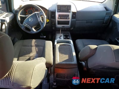 Zdjęcie 8 z 12 samochodu: 2014 NISSAN TITAN SV VIN:1N6AA0EC4EN515837 - miniatura