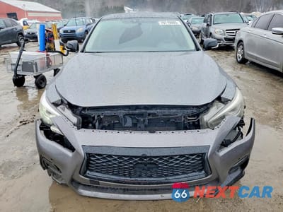 Piąte zdjęcie samochodu w środku: 2018 INFINITI Q50 3.0T LUXE VIN:JN1EV7AR3JM445777 - miniatura