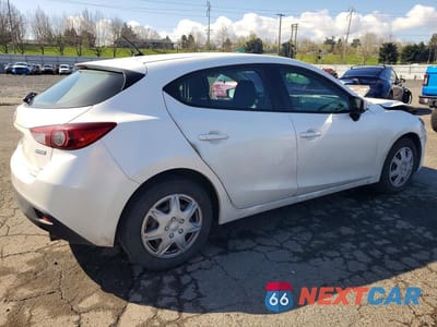 Trzecie zdjęcie samochodu z tyłu: 2016 MAZDA 3 SPORT VIN:3MZBM1J76GM272815 - miniatura