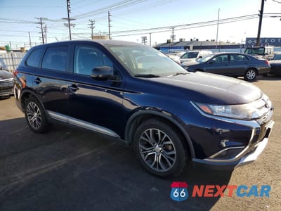 Czwarte zdjęcie samochodu z boku: 2016 MITSUBISHI OUTLANDER ES VIN:JA4AD2A3XGZ000102 - miniatura