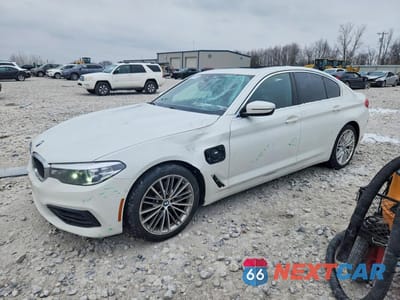 2020 BMW 530E WBAJA9C02LCE37163 - główne zdjęcie licytacji z USA - miniatura