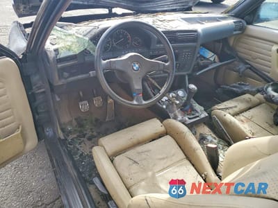 Zdjęcie 8 z 12 samochodu: 1987 BMW 325 IS VIN:WBAAA1305H8251514 - miniatura