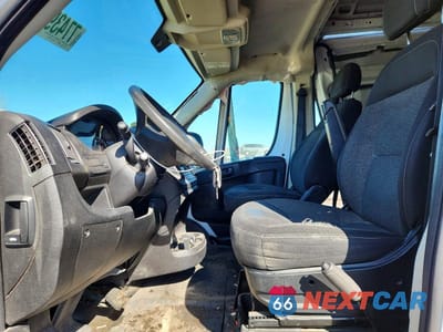Zdjęcie 7 z 13 samochodu: 2017 RAM PROMASTER 2500 UTILITY / SERVICE VAN VIN:3C6TRVDG9HE530131 - miniatura