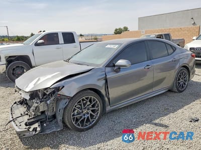 2025 TOYOTA CAMRY SE 4T1DAACK7SU630798 - główne zdjęcie licytacji z USA - miniatura