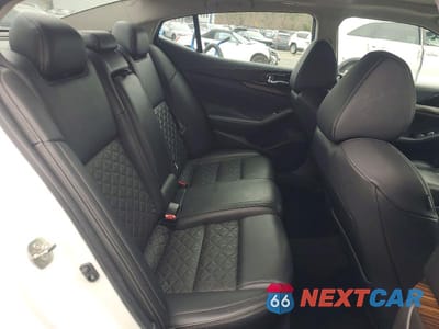 Zdjęcie 10 z 11 samochodu: 2016 NISSAN MAXIMA PLATINUM VIN:1N4AA6AP4GC435196 - miniatura