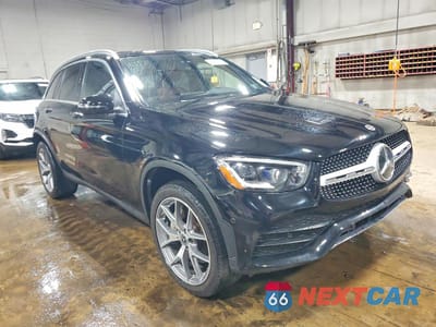Czwarte zdjęcie samochodu z boku: 2022 MERCEDES-BENZ GLC 300 4MATIC VIN:W1N0G8EB3NV347085 - miniatura