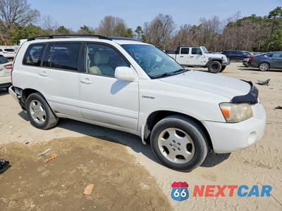 Czwarte zdjęcie samochodu z boku: 2005 TOYOTA HIGHLANDER LIMITED VIN:JTEEP21A650071629 - miniatura