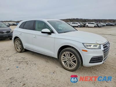 Czwarte zdjęcie samochodu z boku: 2019 AUDI Q5 PREMIUM PLUS VIN:WA1BNAFY0K2020098 - miniatura