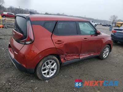 Trzecie zdjęcie samochodu z tyłu: 2025 KIA SOUL LX VIN:KNDJ23AU6S7256591 - miniatura