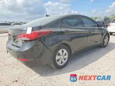 Trzecie zdjęcie samochodu z tyłu: 2016 HYUNDAI ELANTRA SE VIN:5NPDH4AE0GH741824 - miniatura