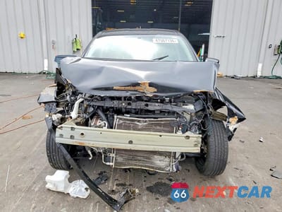 Piąte zdjęcie samochodu w środku: 2019 NISSAN VERSA SV VIN:3N1CN7AP9KL829659 - miniatura