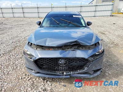 Piąte zdjęcie samochodu w środku: 2022 MAZDA 3 PREFERRED VIN:3MZBPACL6NM301177 - miniatura