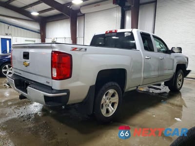 Trzecie zdjęcie samochodu z tyłu: 2016 CHEVROLET SILVERADO K1500 LTZ VIN:1GCVKSEC1GZ118465 - miniatura