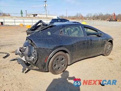 Trzecie zdjęcie samochodu z tyłu: 2023 TOYOTA PRIUS LE VIN:JTDACAAU6P3014335 - miniatura