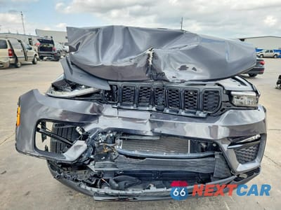 Piąte zdjęcie samochodu w środku: 2025 JEEP GRAND CHEROKEE LIMITED VIN:1C4RJHBGXSC318299 - miniatura