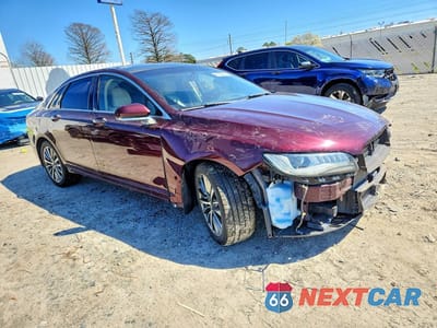 Czwarte zdjęcie samochodu z boku: 2017 LINCOLN MKZ HYBRID SELECT VIN:3LN6L5LU0HR603292 - miniatura