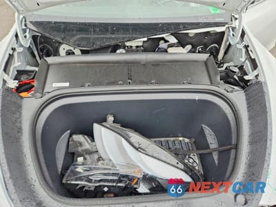 Zdjęcie 12 z 13 samochodu: 2024 TESLA MODEL Y VIN:7SAYGDEE5RA329415 - miniatura