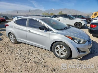 Czwarte zdjęcie samochodu z boku: 2014 HYUNDAI ELANTRA SE VIN:5NPDH4AE0EH516543 - miniatura