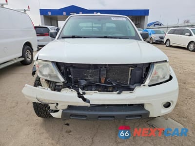 Piąte zdjęcie samochodu w środku: 2015 NISSAN FRONTIER SV VIN:1N6AD0EV5FN700635 - miniatura