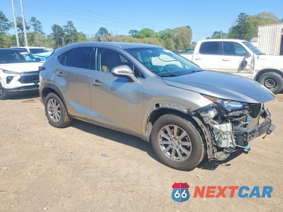 Czwarte zdjęcie samochodu z boku: 2017 LEXUS NX 200T F SPORT FWD VIN:JTJYARBZ8H2063000 - miniatura