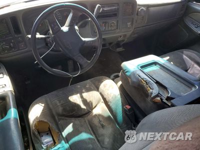 Zdjęcie 8 z 12 samochodu: 2003 CHEVROLET SILVERADO C1500 VIN:2GCEC19V531111752 - miniatura