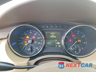Zdjęcie 9 z 14 samochodu: 2009 MERCEDES-BENZ R 350 4MATIC VIN:4JGCB65E39A089564 - miniatura