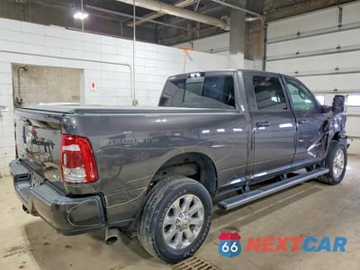 Trzecie zdjęcie samochodu z tyłu: 2024 RAM 2500 LARAMIE VIN:3C6UR5FL6RG143721 - miniatura