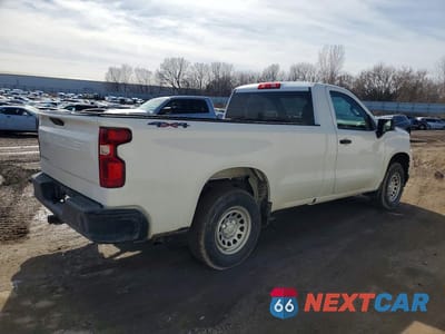 Trzecie zdjęcie samochodu z tyłu: 2021 CHEVROLET SILVERADO K1500 VIN:3GCNYAEK3MG362615 - miniatura