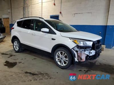 Czwarte zdjęcie samochodu z boku: 2019 FORD ESCAPE SEL VIN:1FMCU9HD8KUC27005 - miniatura