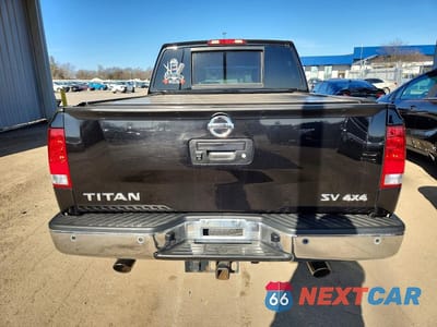 Zdjęcie 6 z 12 samochodu: 2014 NISSAN TITAN SV VIN:1N6AA0EC5EN514051 - miniatura