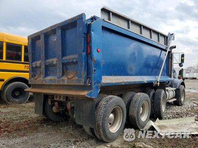 Czwarte zdjęcie samochodu z boku: 2006 KENWORTH T800 DUMP TRUCK VIN:1NKDLU0X86J125598 - miniatura