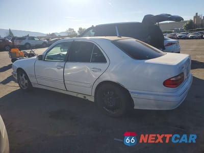 Drugie zdjęcie samochodu z przodu: 2001 MERCEDES-BENZ E 430 VIN:WDBJF70J11X052992 - miniatura
