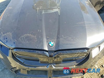 Zdjęcie 11 z 12 samochodu: 2025 BMW M5 VIN:WBS83FK09SCU54266 - miniatura