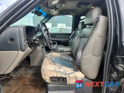 Zdjęcie 7 z 13 samochodu: 2002 CHEVROLET TAHOE K1500 VIN:1GNEK13Z12J245037 - miniatura