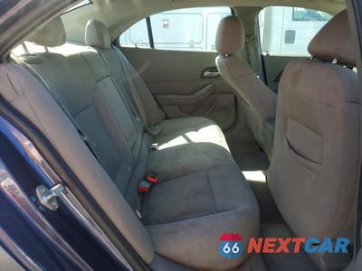 Zdjęcie 10 z 12 samochodu: 2014 CHEVROLET MALIBU LS VIN:1G11B5SL3EF164102 - miniatura