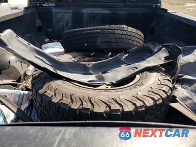 Zdjęcie 10 z 12 samochodu: 2015 FORD F350 SUPER DUTY VIN:1FT8X3BT1FEB74243 - miniatura