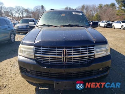 Piąte zdjęcie samochodu w środku: 2010 LINCOLN NAVIGATOR VIN:5LMJJ2J50AEJ04735 - miniatura