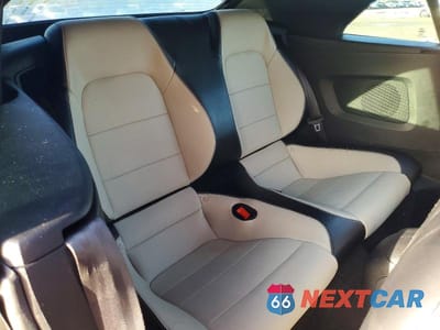 Zdjęcie 10 z 13 samochodu: 2020 FORD MUSTANG VIN:1FATP8UH5L5133082 - miniatura