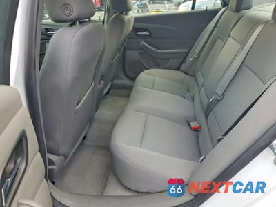 Zdjęcie 10 z 12 samochodu: 2013 CHEVROLET MALIBU LS VIN:1G11B5SA4DF358795 - miniatura