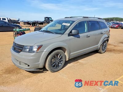 2020 DODGE JOURNEY SE 3C4PDCABXLT276925 - główne zdjęcie licytacji z USA - miniatura