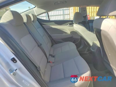 Zdjęcie 10 z 12 samochodu: 2019 HYUNDAI ELANTRA SEL VIN:KMHD84LF3KU887926 - miniatura