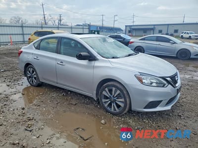 Czwarte zdjęcie samochodu z boku: 2019 NISSAN SENTRA SV VIN:3N1AB7AP6KY446166 - miniatura