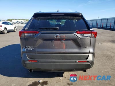 Zdjęcie 6 z 12 samochodu: 2025 TOYOTA RAV4 XLE VIN:2T3W1RFV5SC361626 - miniatura