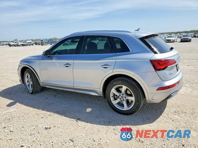 Drugie zdjęcie samochodu z przodu: 2021 AUDI Q5 PREMIUM VIN:WA1AAAFY7M2031853 - miniatura