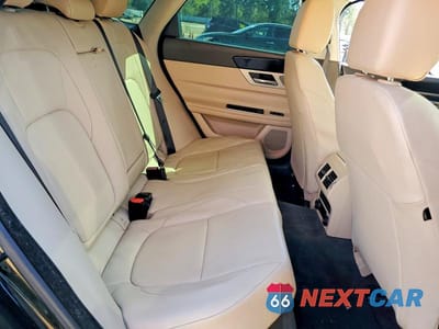 Zdjęcie 10 z 12 samochodu: 2017 JAGUAR XF PREMIUM VIN:SAJBD4BV9HCY27777 - miniatura