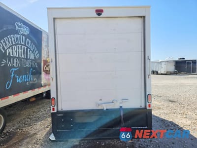 Zdjęcie 6 z 13 samochodu: 2023 CHEVROLET EXPRESS G3500 BOX TRUCK VIN:1GB0GRFP0P1106798 - miniatura
