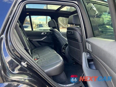 Zdjęcie 6 z 10 samochodu: 2019 BMW X5 XDRIVE40I VIN:5UXCR6C52KLK80260 - miniatura