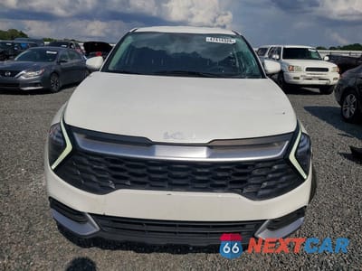 Piąte zdjęcie samochodu w środku: 2024 KIA SPORTAGE LX VIN:KNDPU3DF2R7270161 - miniatura